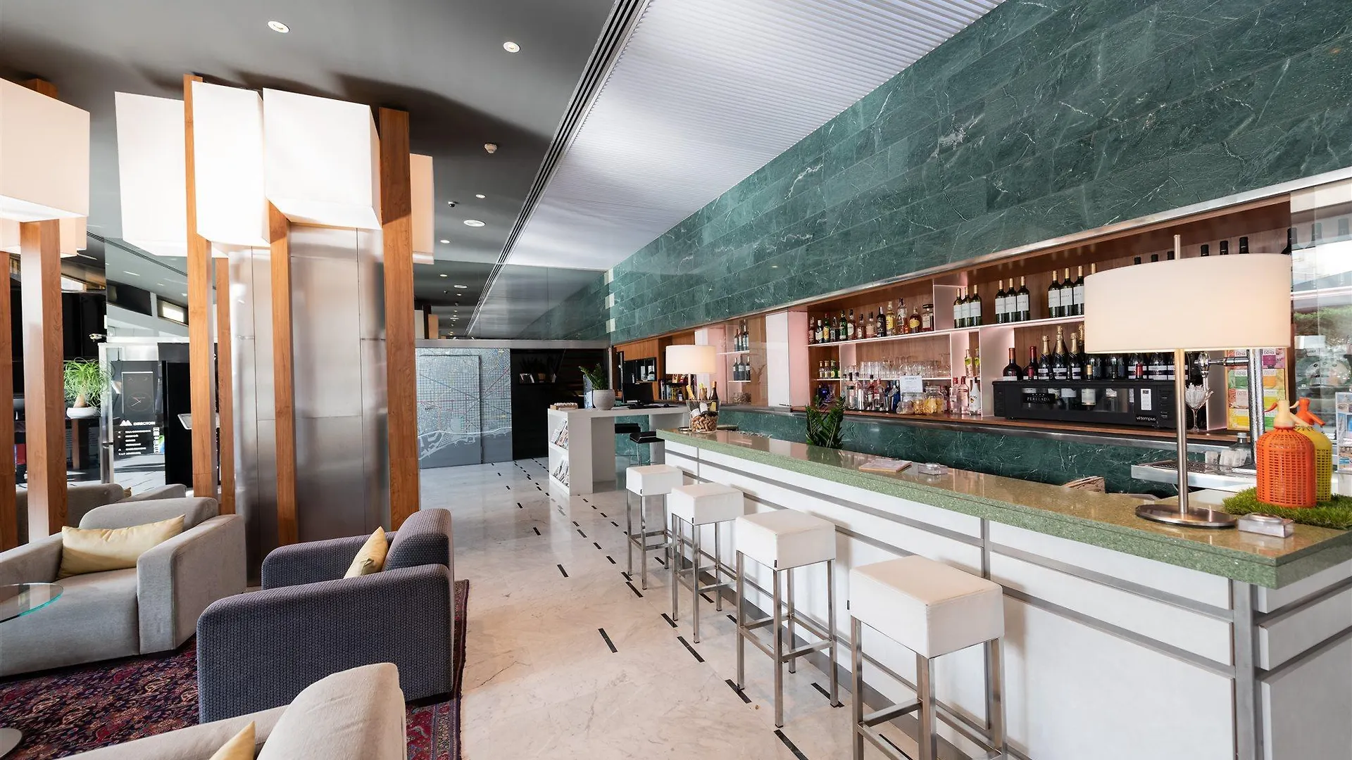 **** Hotel Aparthotel Atenea Barcelona Spain