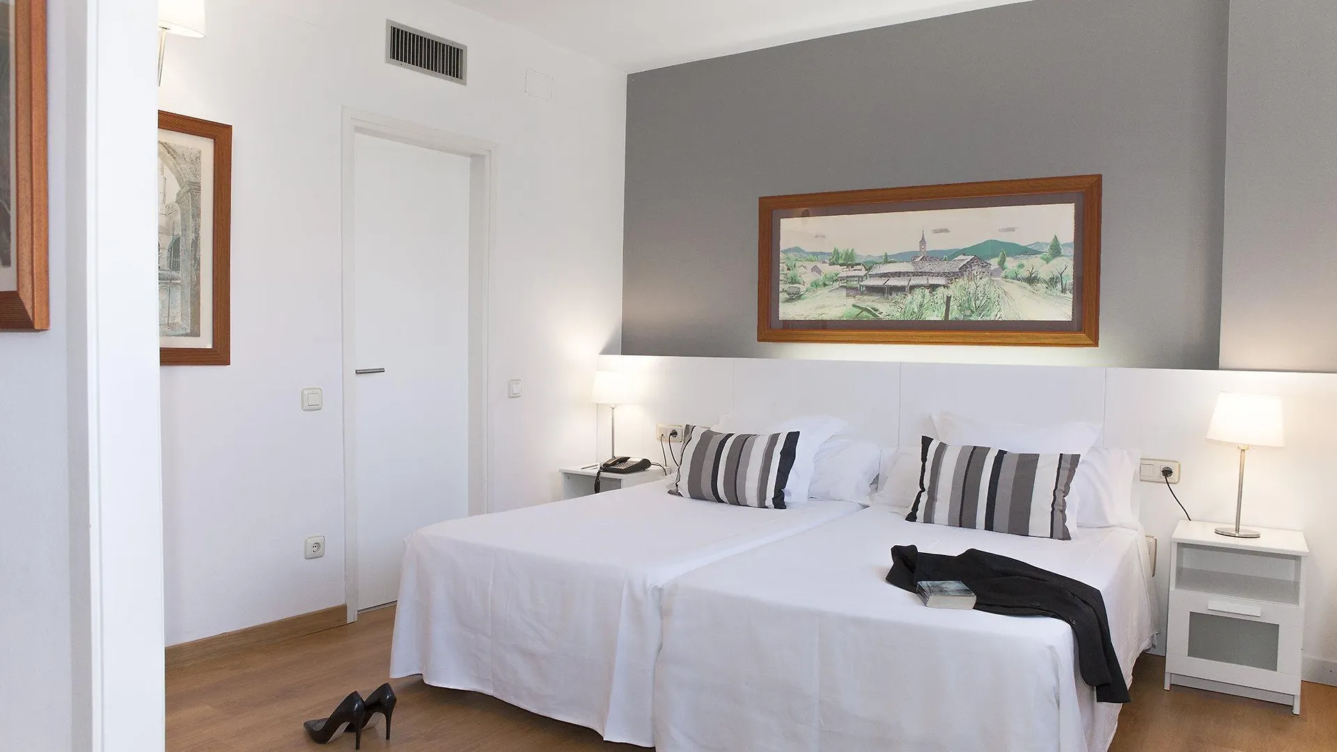 Aparthotel Atenea Barcelona Hotel